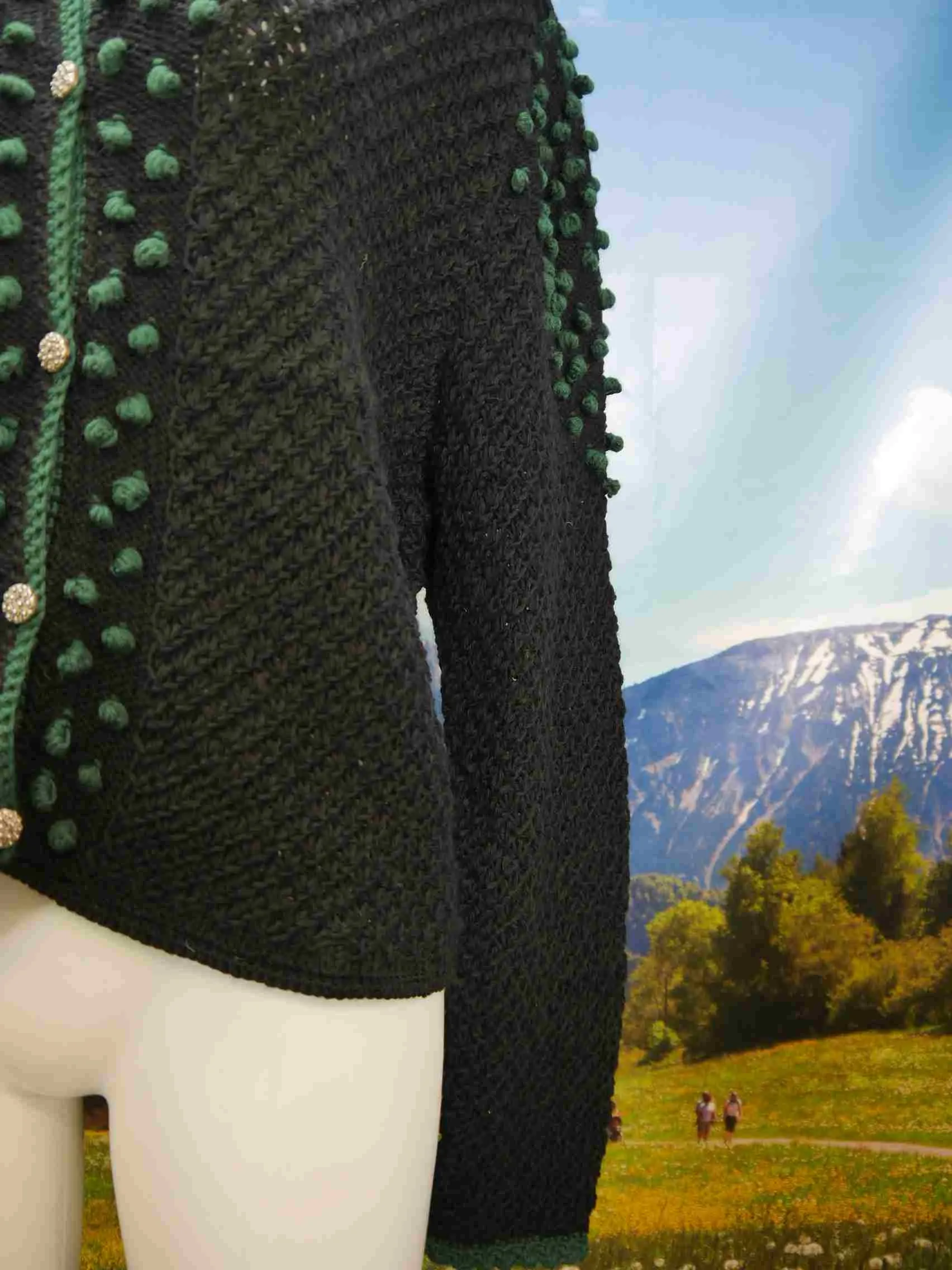 Herrlich 60er Jahre Handgestrickt schwarz süße Vintage Trachtenjacke Jacke Gr.42