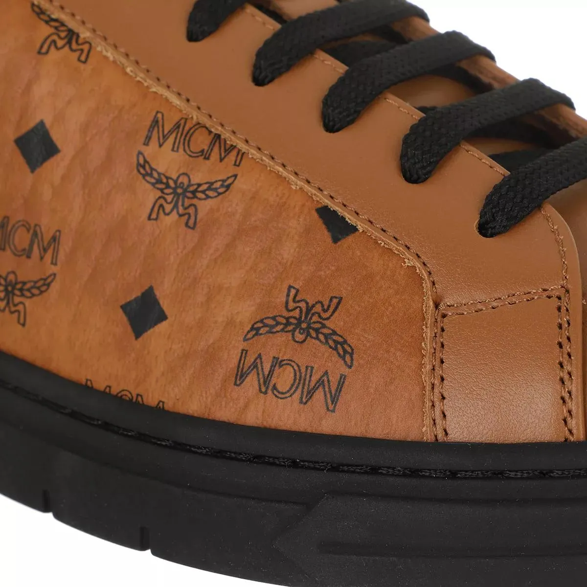   MCM  Terrain Derby W.Sneakers Black  Low-Top Sneaker 